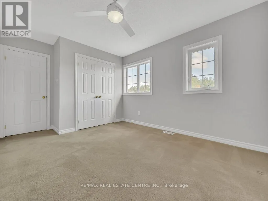 45 STONEMOUNT CRESCENT