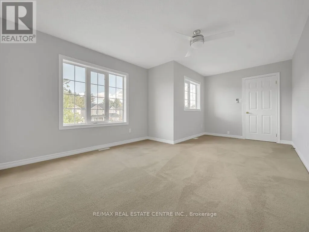 45 STONEMOUNT CRESCENT