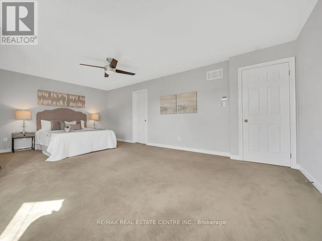 45 STONEMOUNT CRESCENT