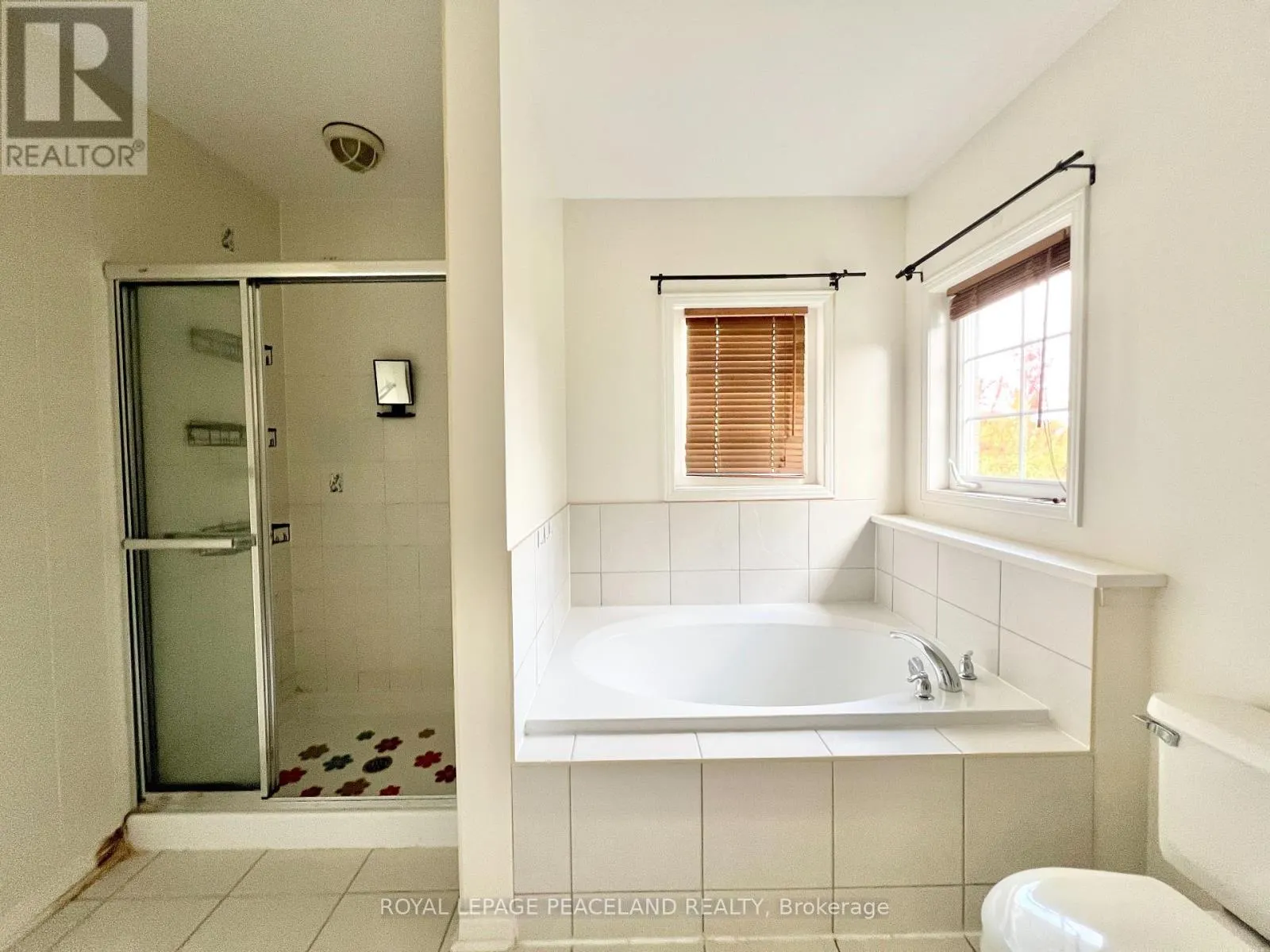 73 CASTLEGLEN BOULEVARD