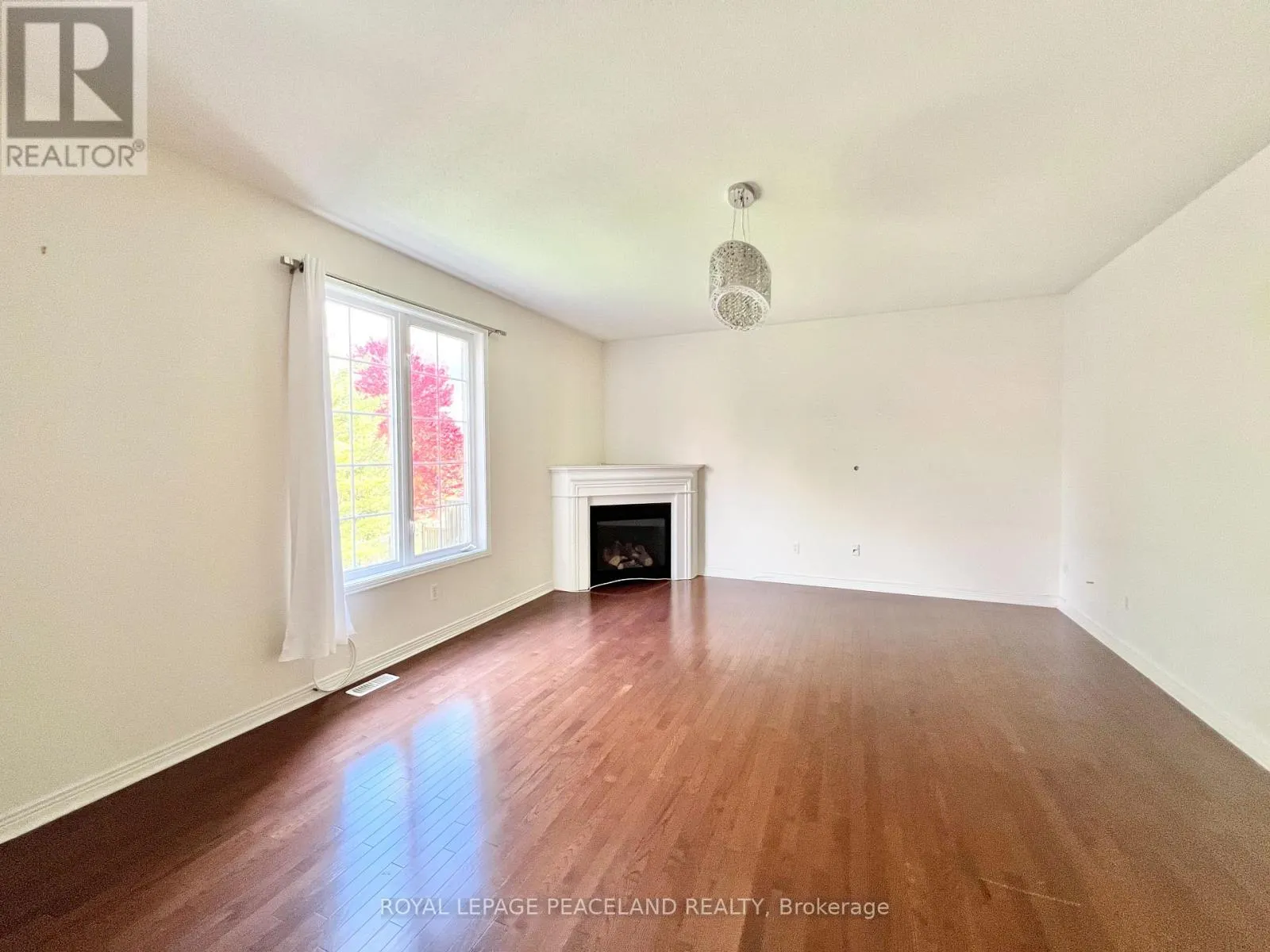 73 CASTLEGLEN BOULEVARD