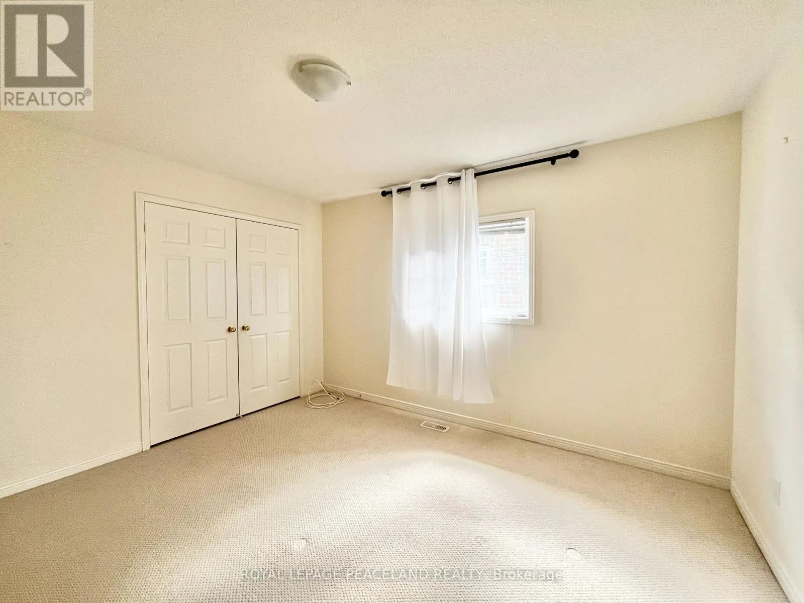 73 CASTLEGLEN BOULEVARD