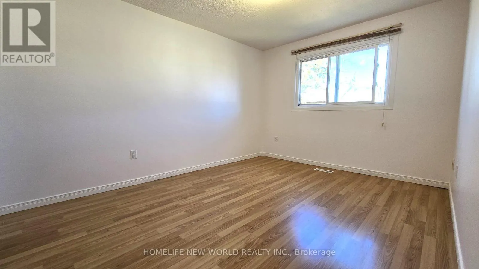 72 PEPPERELL CRESCENT