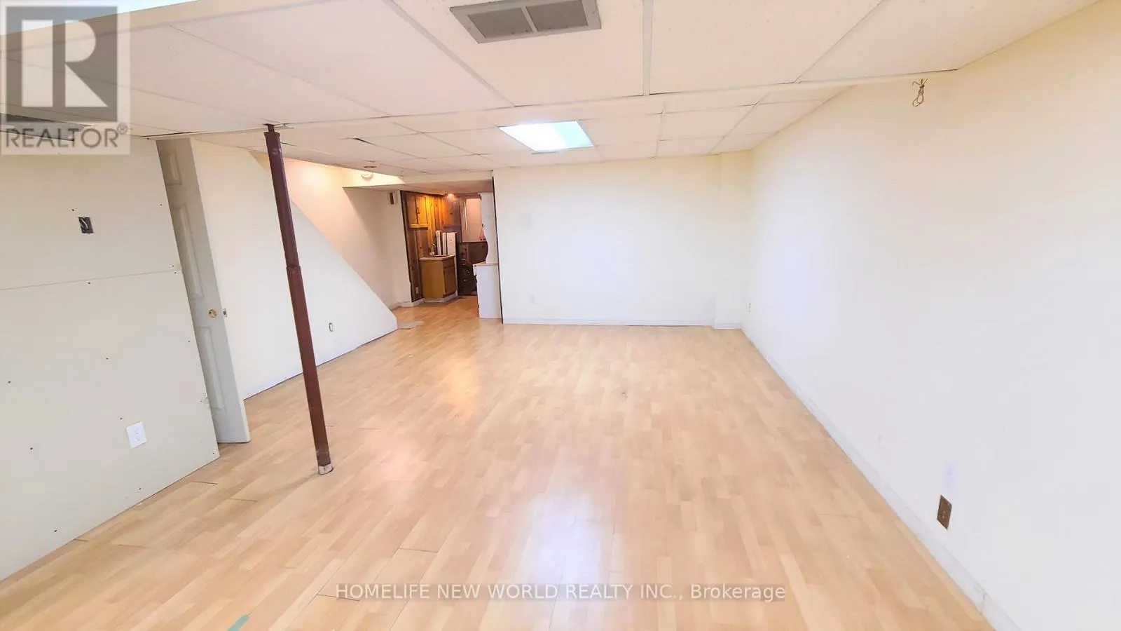 72 PEPPERELL CRESCENT