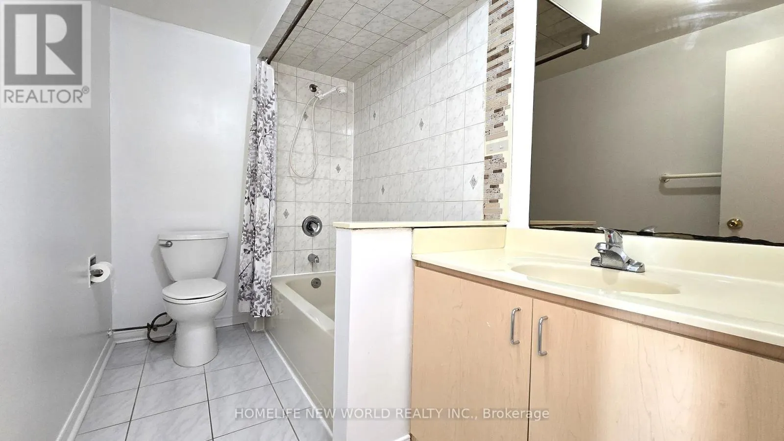 72 PEPPERELL CRESCENT