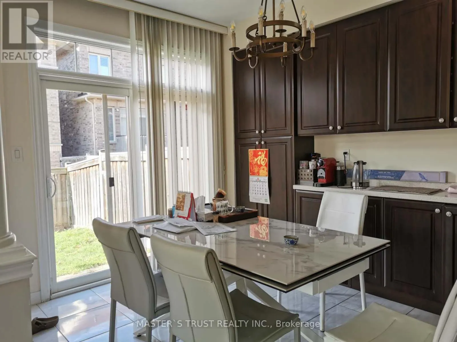 16 WILLIAM BARTLETT DRIVE