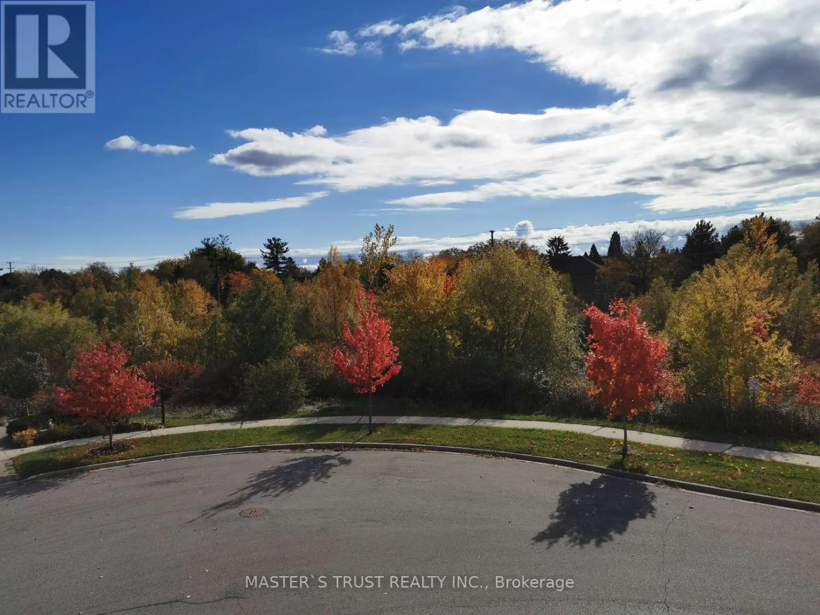 16 WILLIAM BARTLETT DRIVE