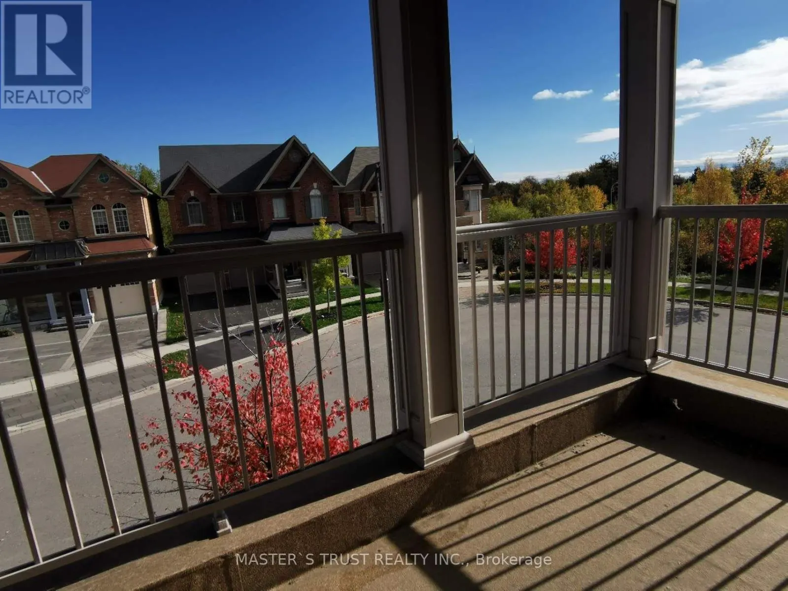 16 WILLIAM BARTLETT DRIVE