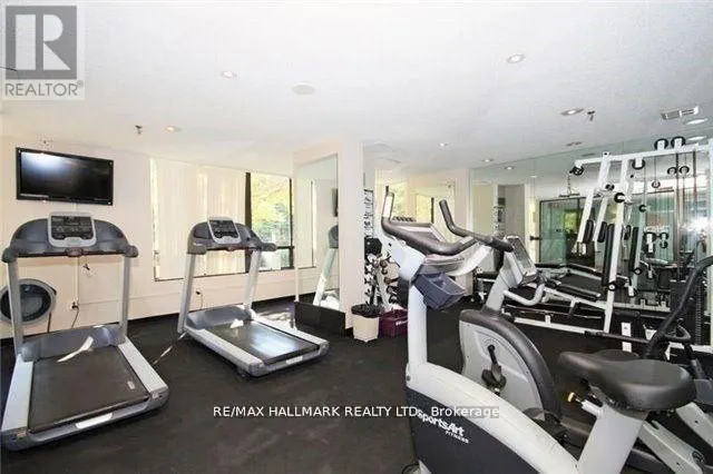 808 - 7601 BATHURST STREET