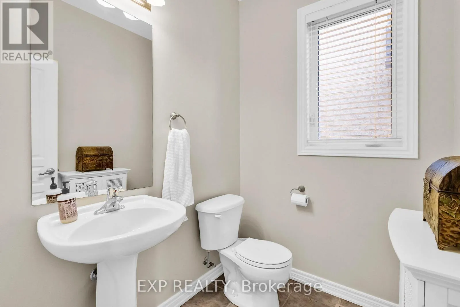 101 SMOOTHWATER TERRACE