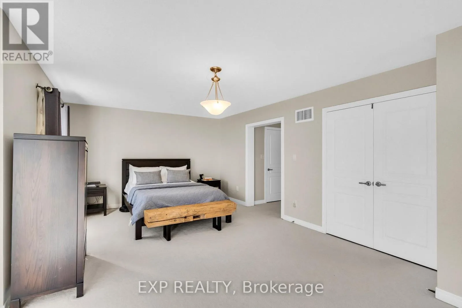 101 SMOOTHWATER TERRACE