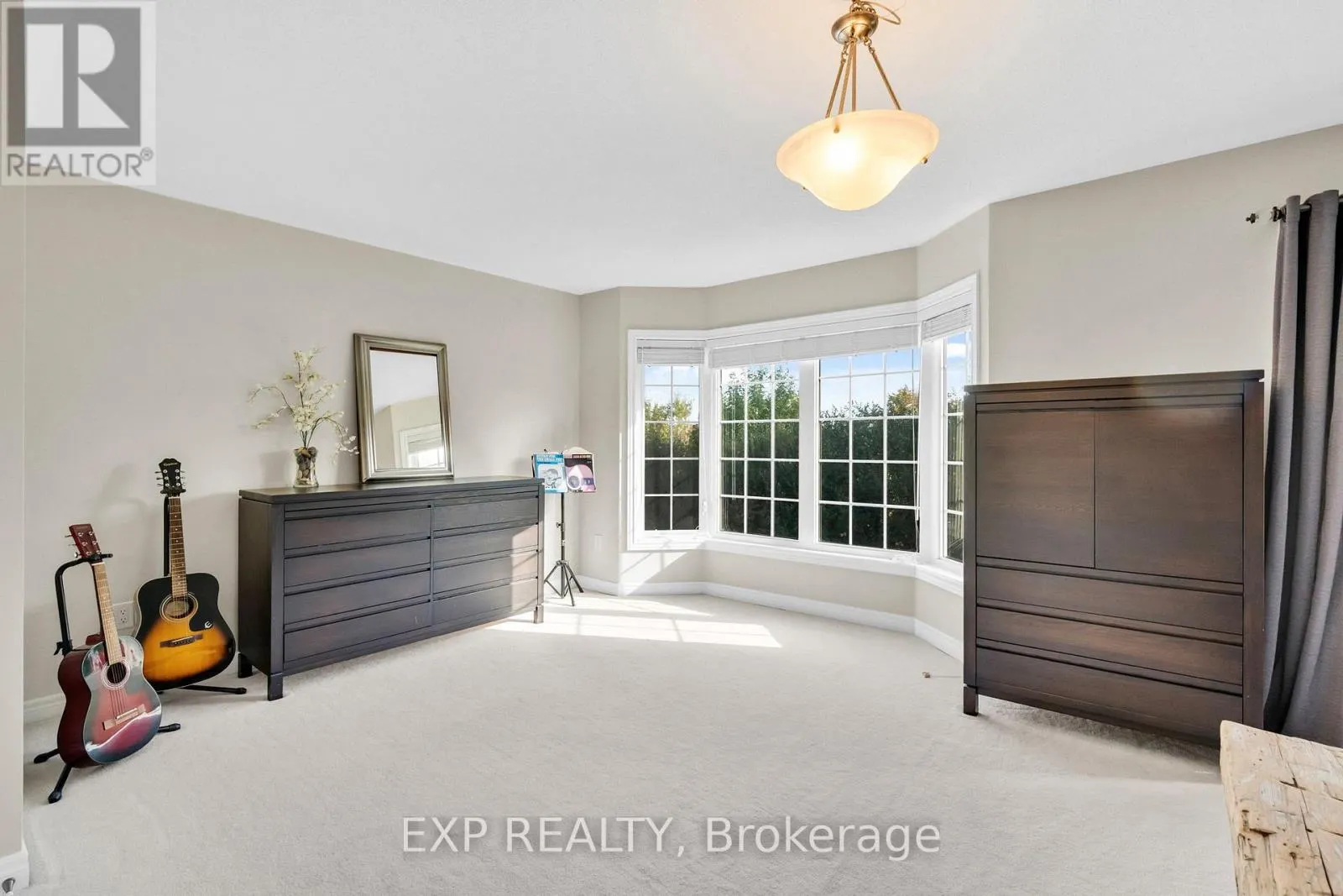 101 SMOOTHWATER TERRACE