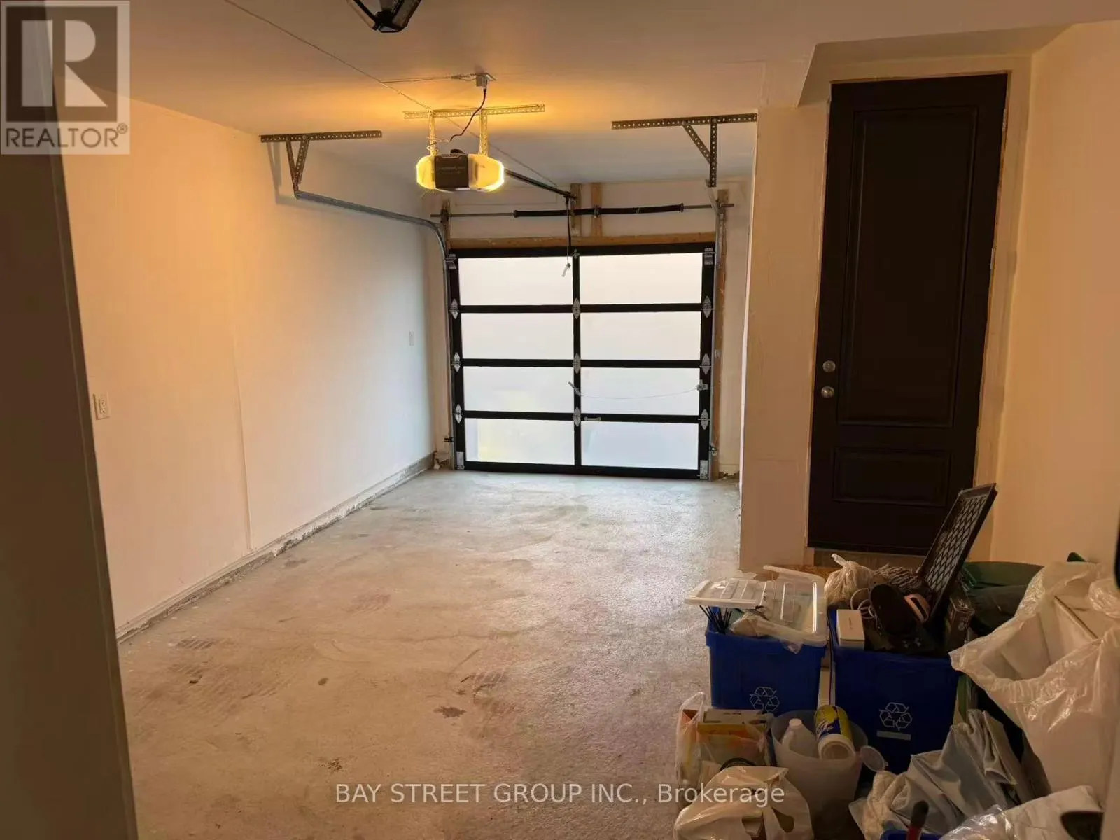 96 STAUFFER CRESCENT