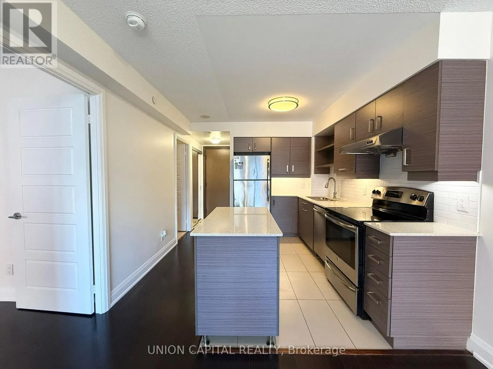 503 - 8200 BIRCHMOUNT ROAD