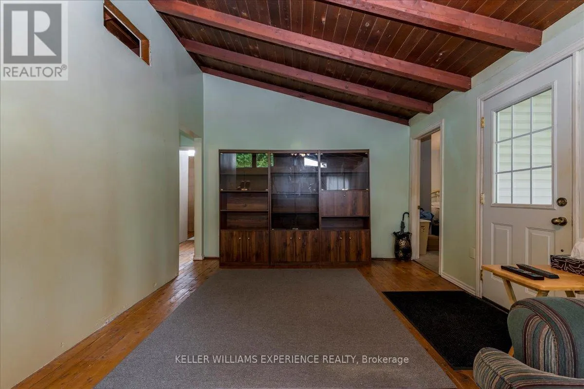 865 BLACKWOODS AVENUE