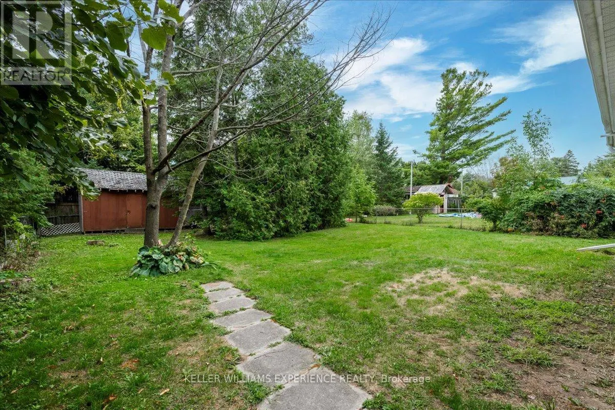 865 BLACKWOODS AVENUE