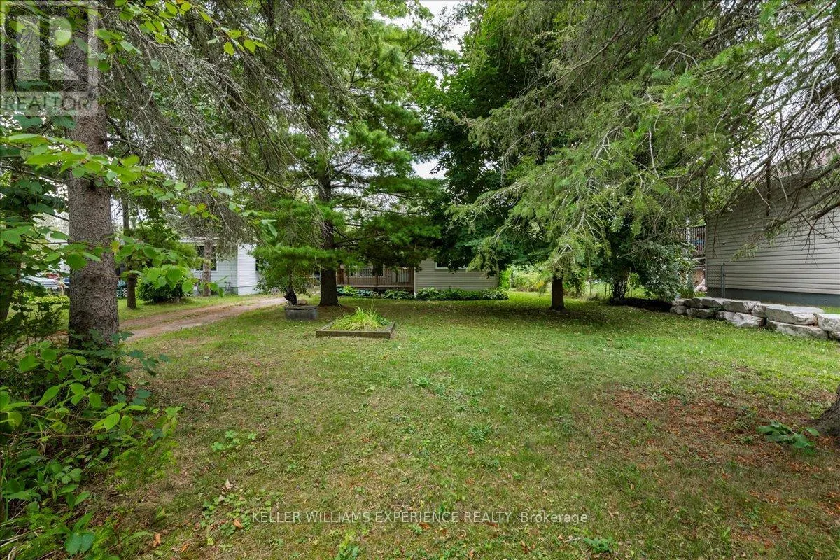 865 BLACKWOODS AVENUE