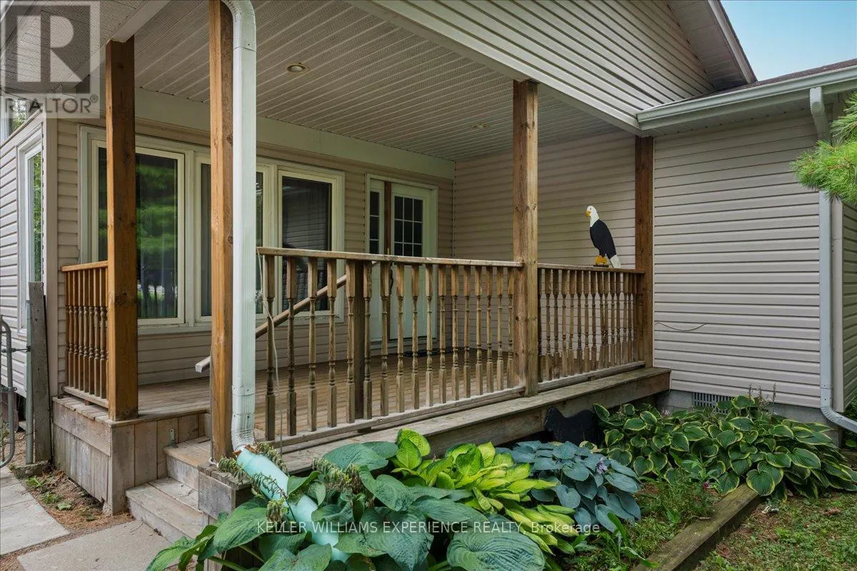 865 BLACKWOODS AVENUE