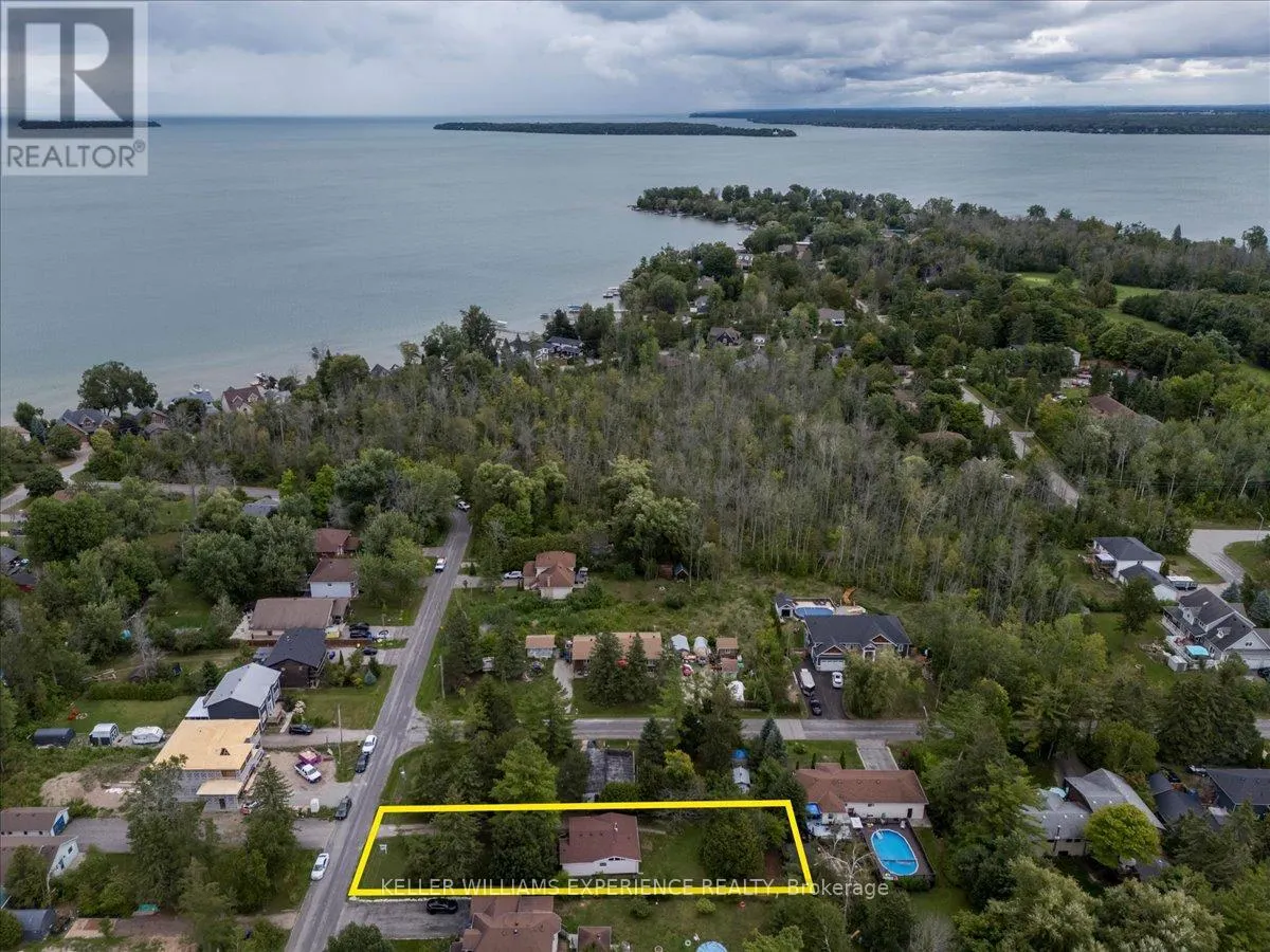 865 BLACKWOODS AVENUE