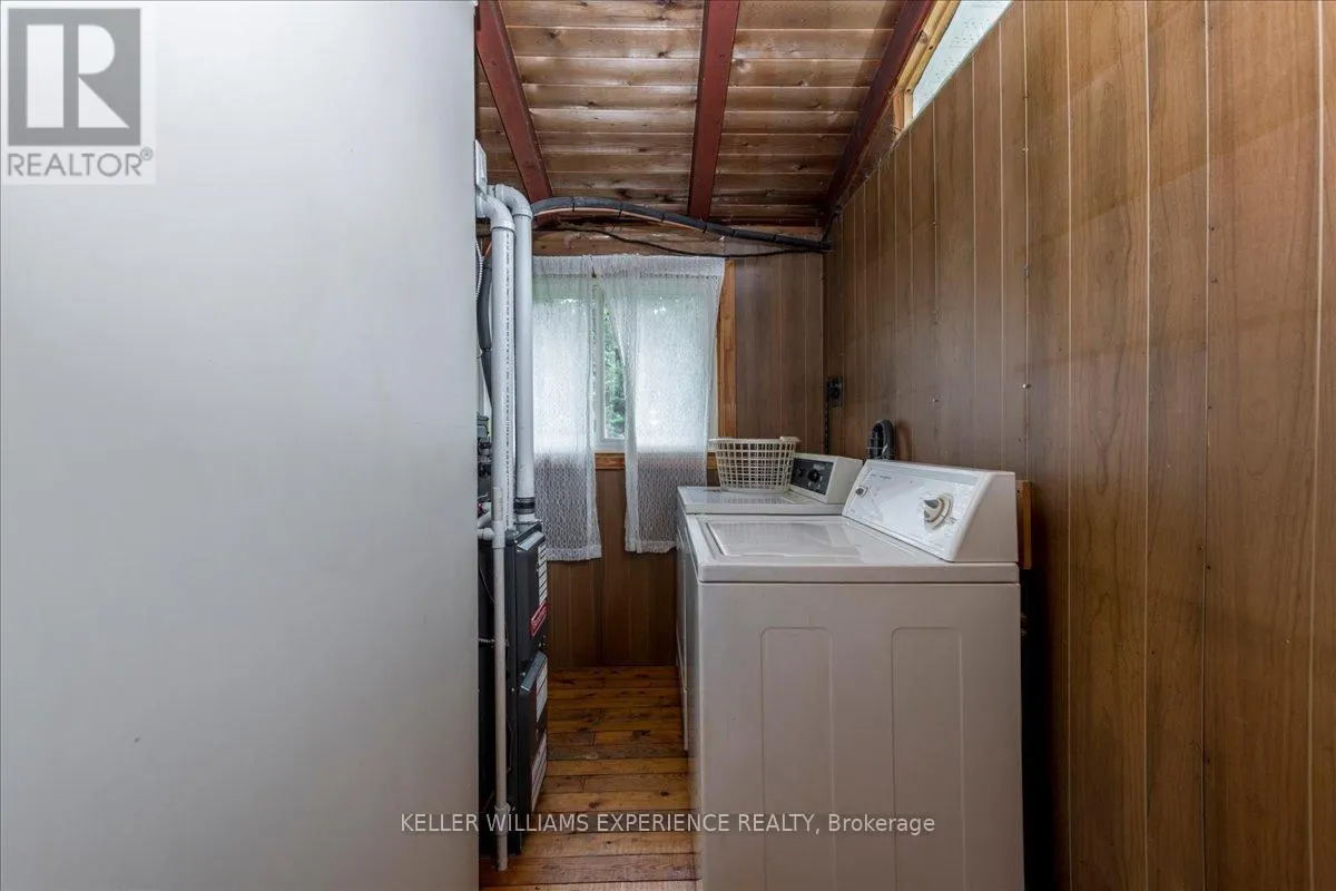 865 BLACKWOODS AVENUE