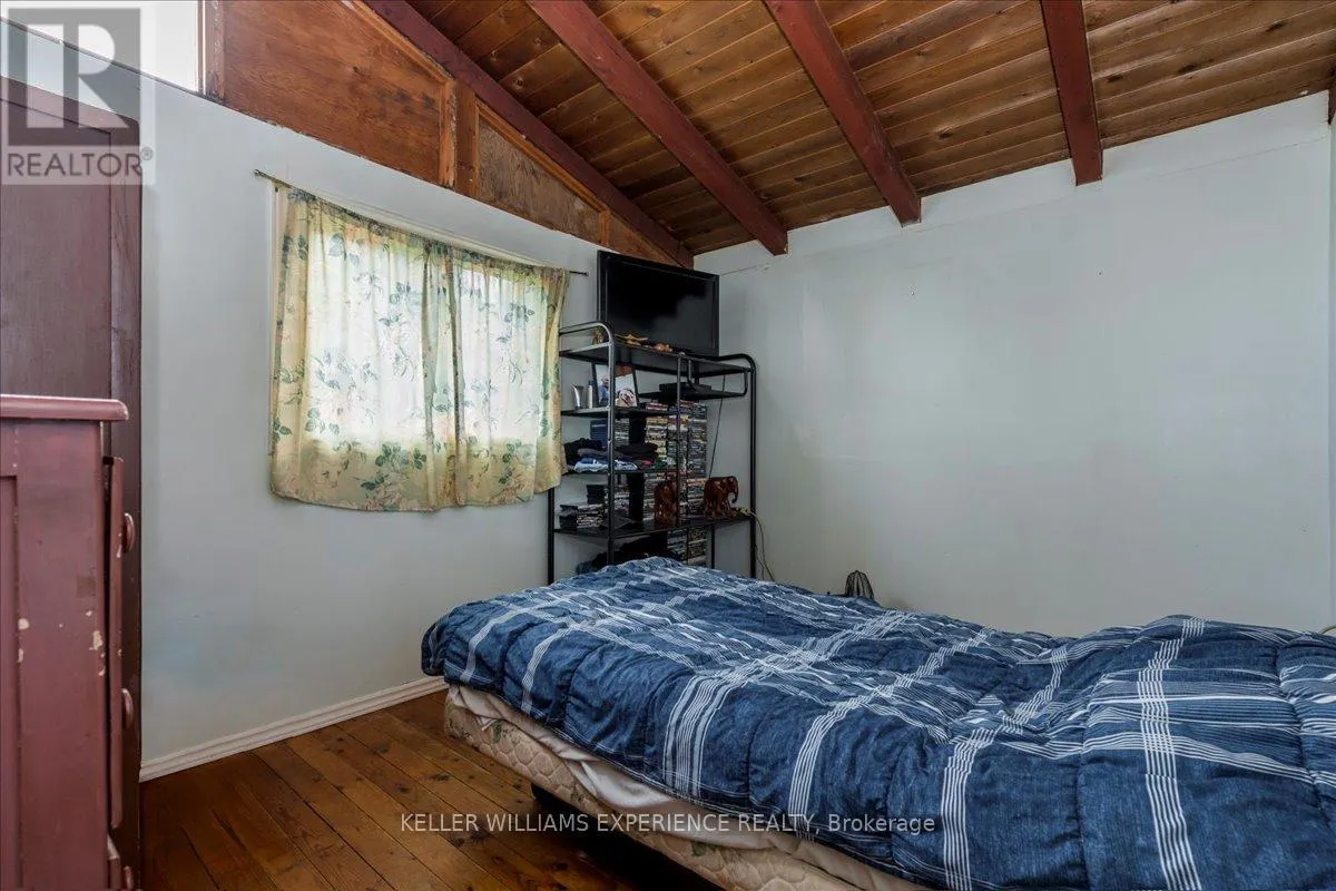 865 BLACKWOODS AVENUE