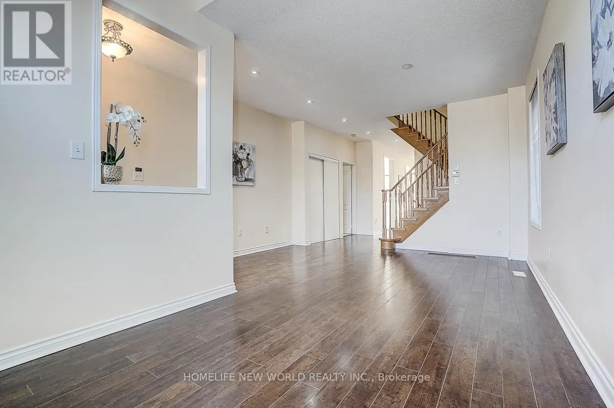 582 FRED MCLAREN BOULEVARD