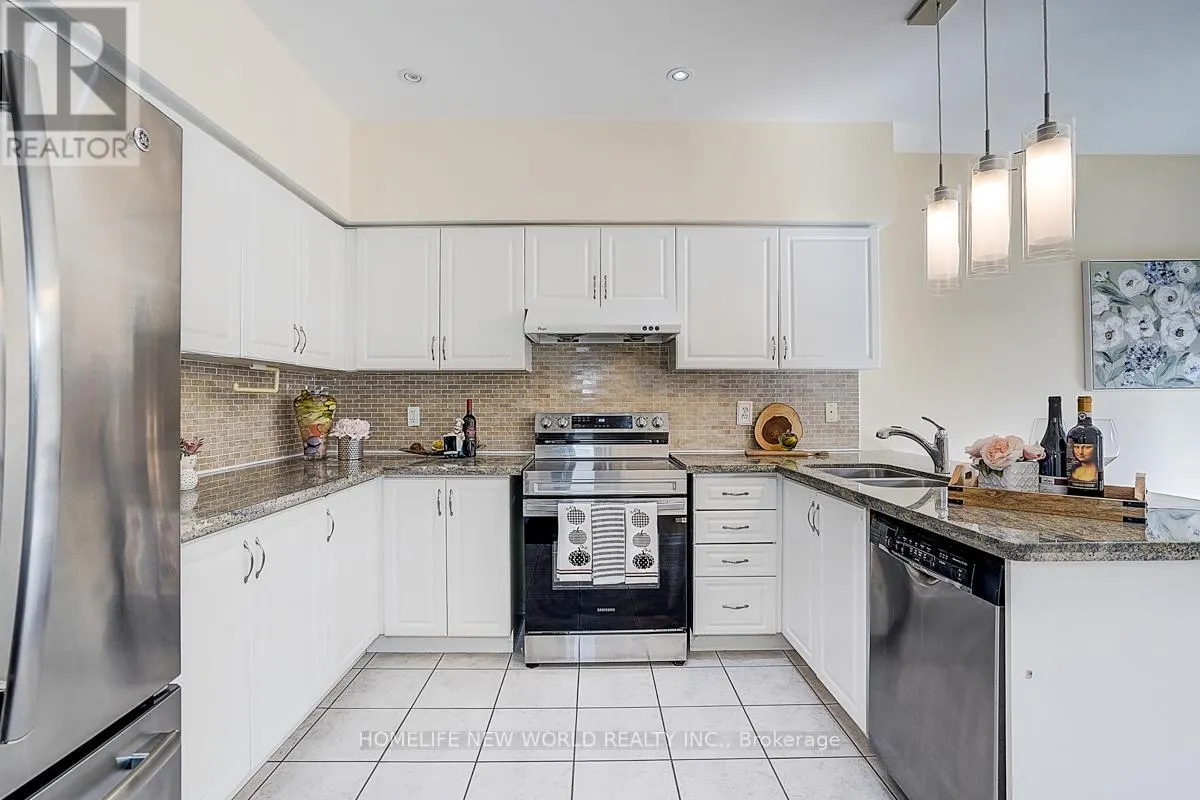 582 FRED MCLAREN BOULEVARD