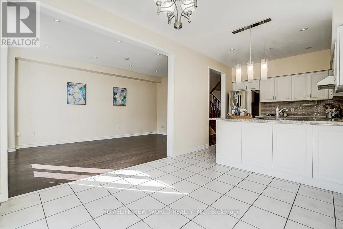 582 FRED MCLAREN BOULEVARD