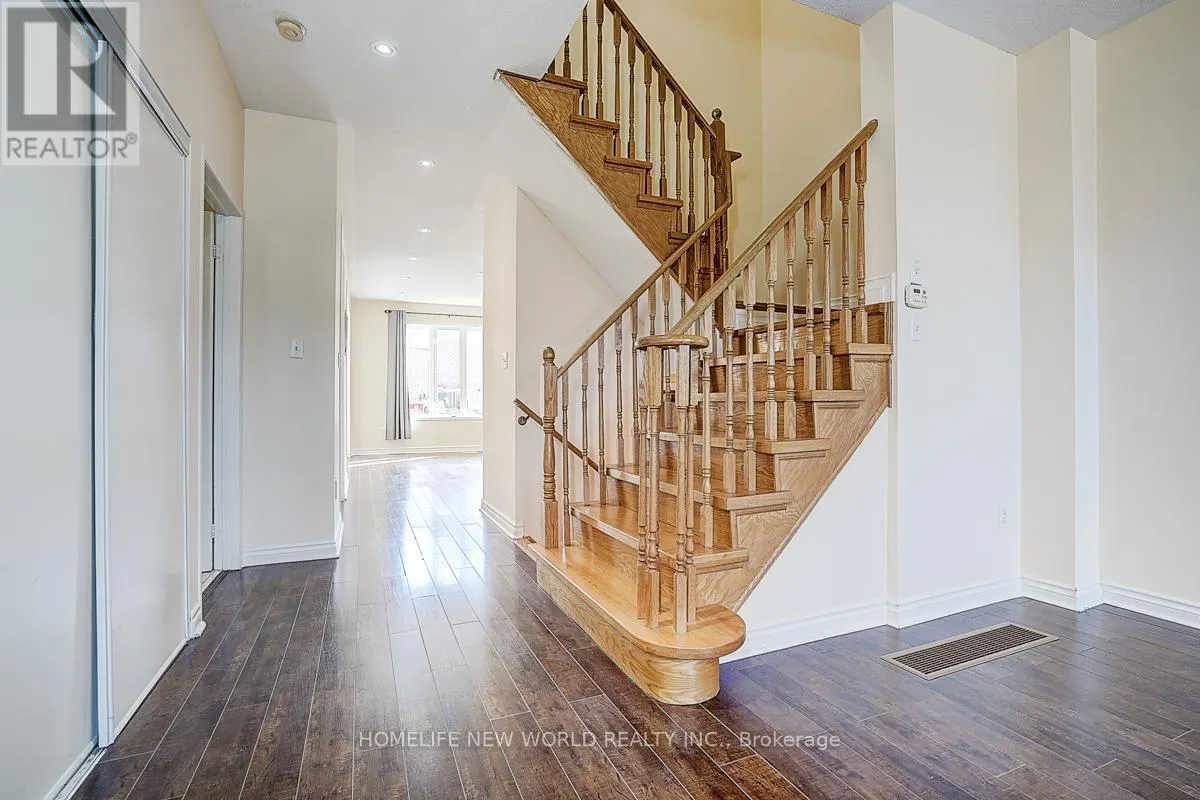 582 FRED MCLAREN BOULEVARD