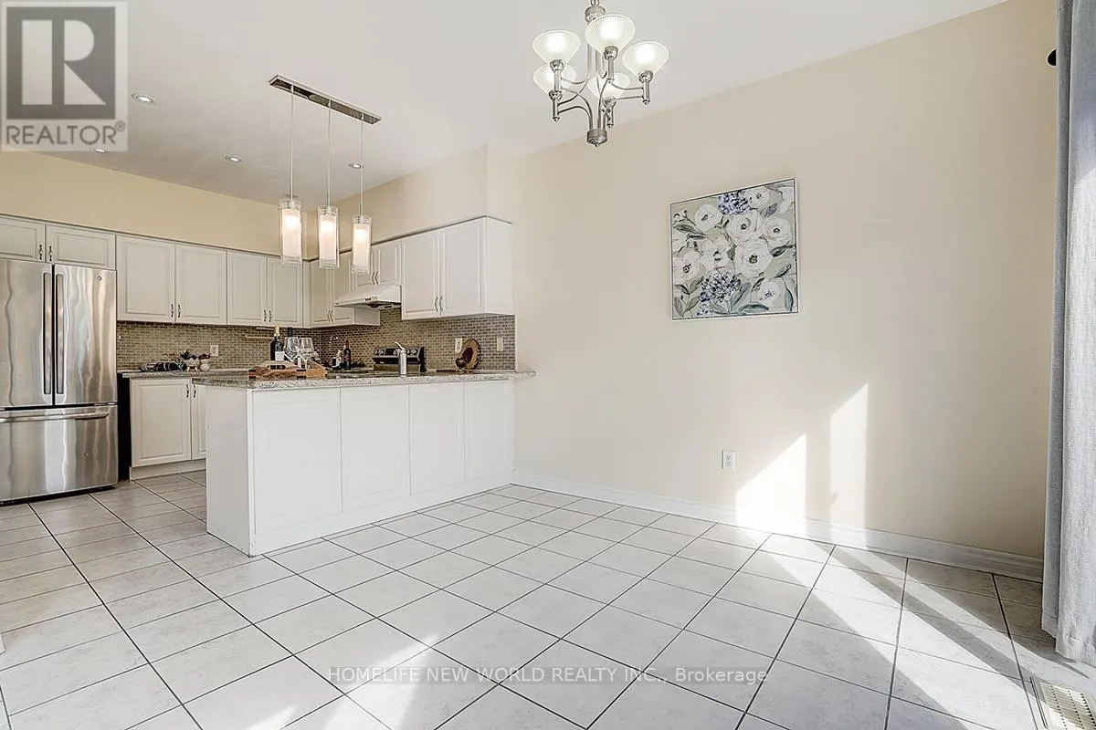 582 FRED MCLAREN BOULEVARD