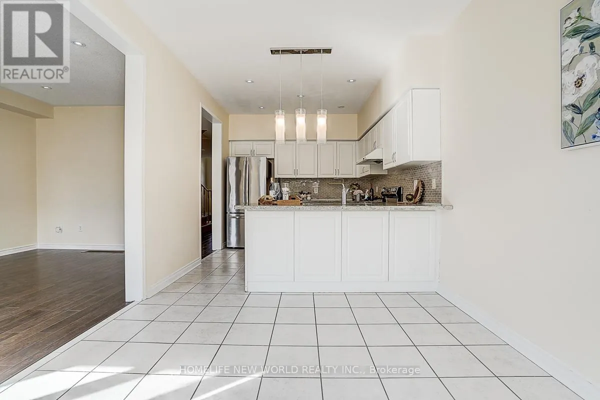 582 FRED MCLAREN BOULEVARD