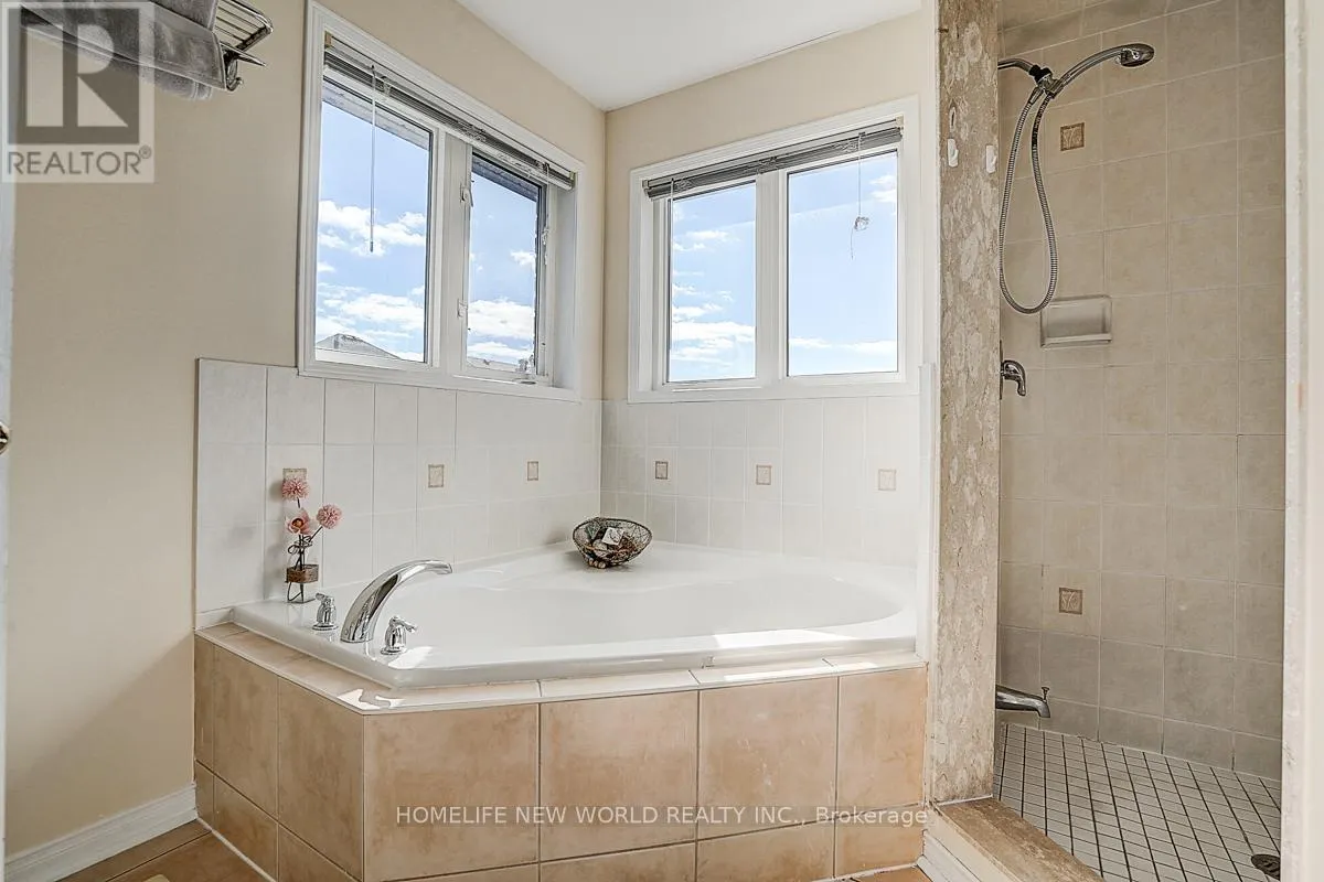 582 FRED MCLAREN BOULEVARD