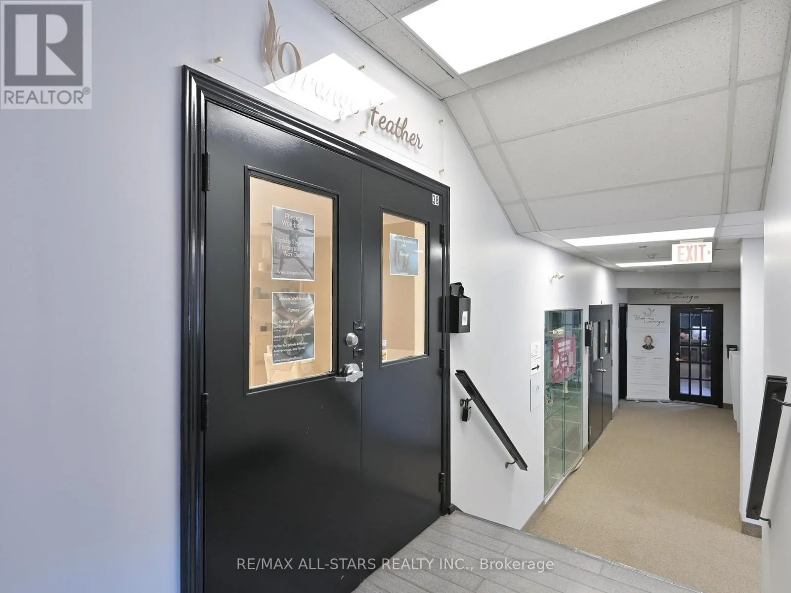 3A - 38 WELLINGTON STREET E