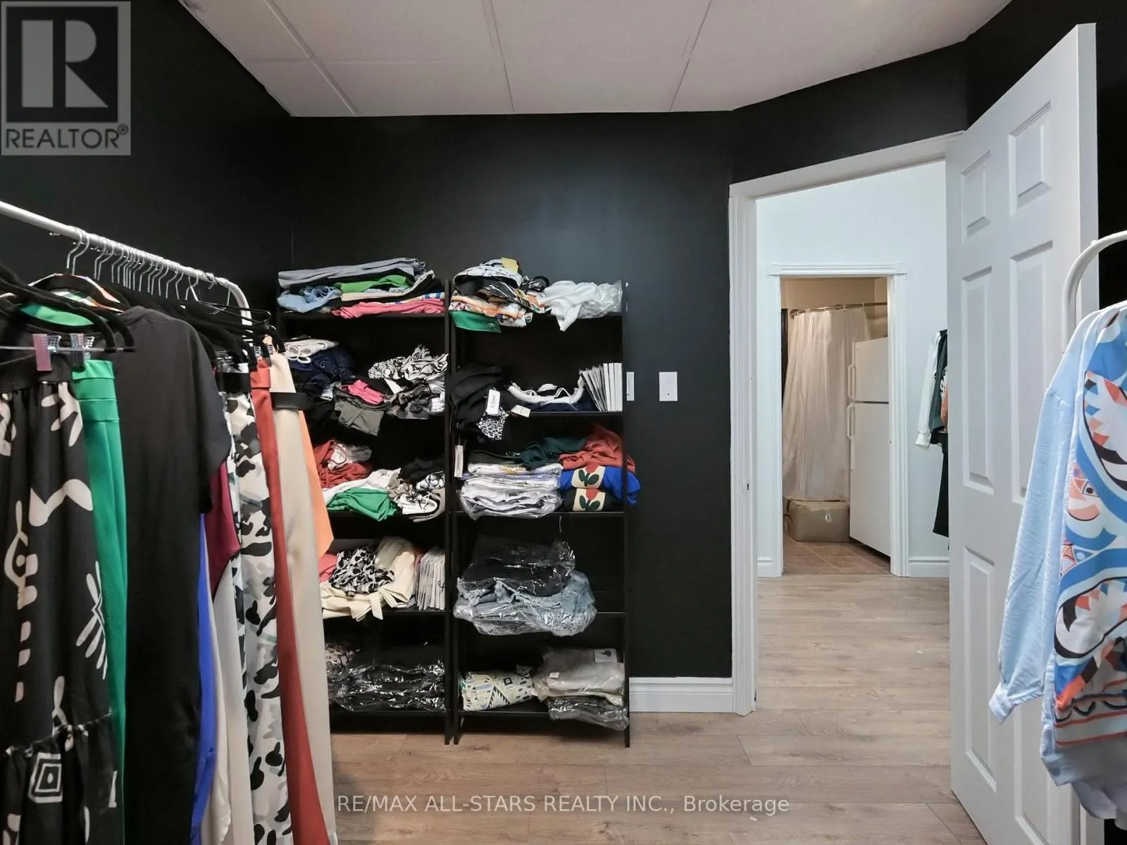 3A - 38 WELLINGTON STREET E