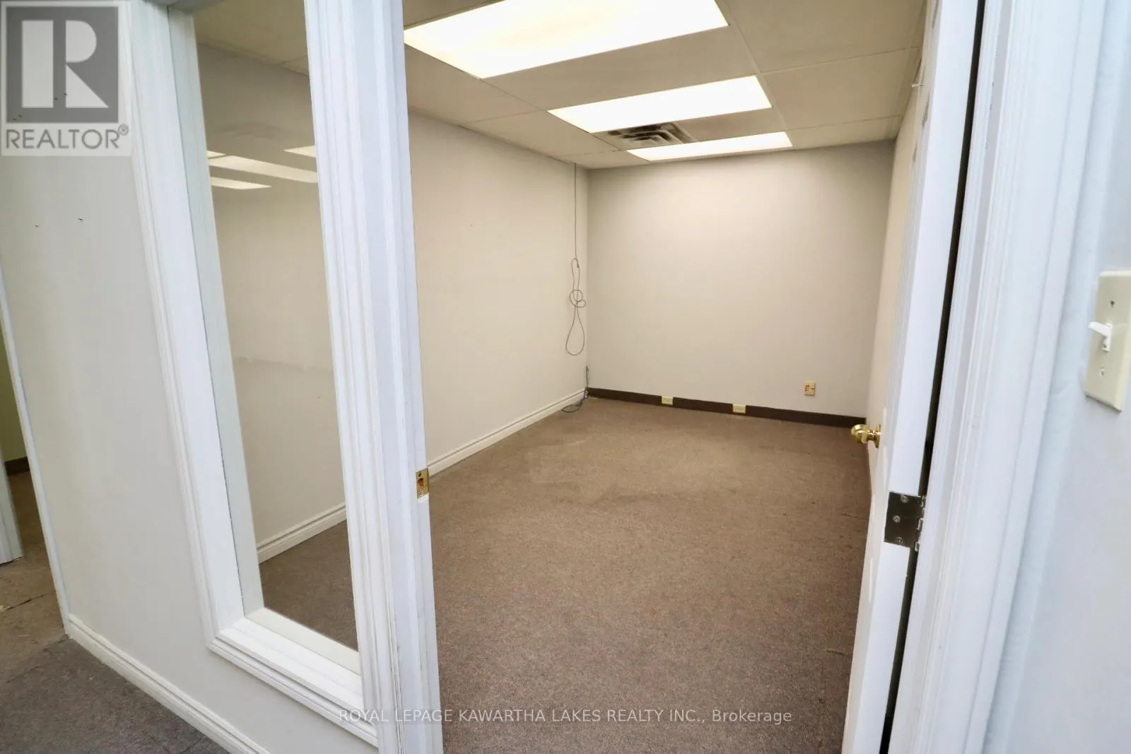 1740 SQFT - 328 MILL STREET, #1740 SQFT