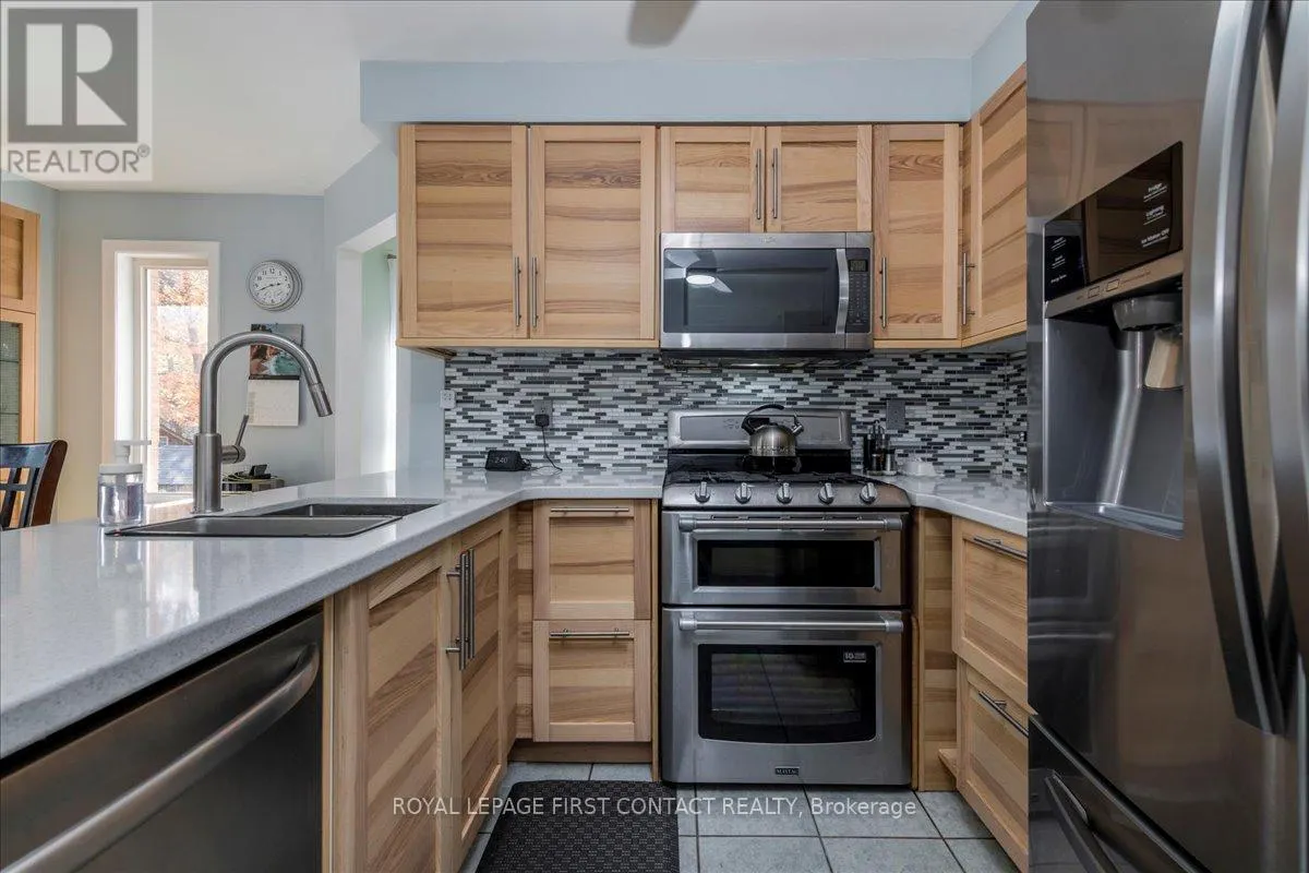 701 HAPPY VALE DRIVE E