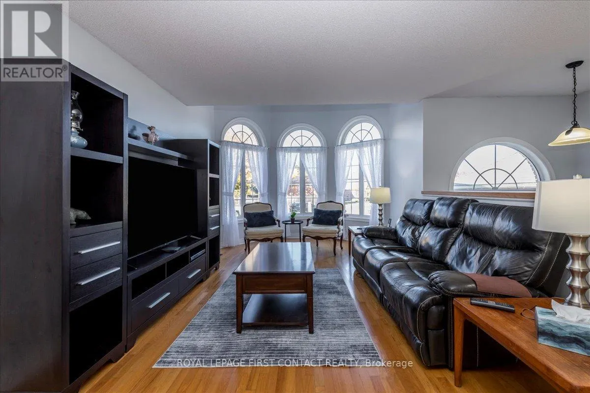 701 HAPPY VALE DRIVE E