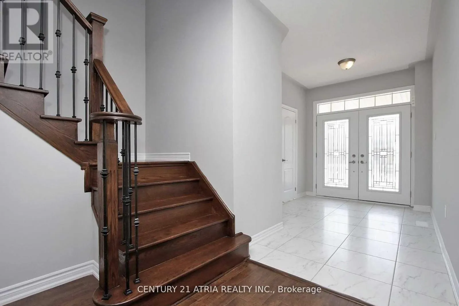 92 SUTHERLAND AVENUE