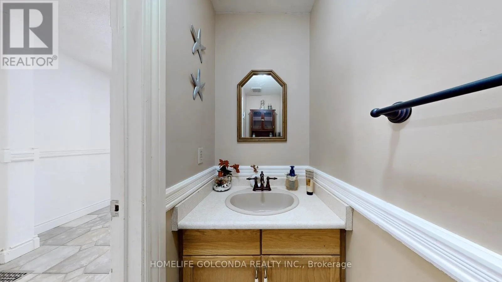 129 KERR BOULEVARD S