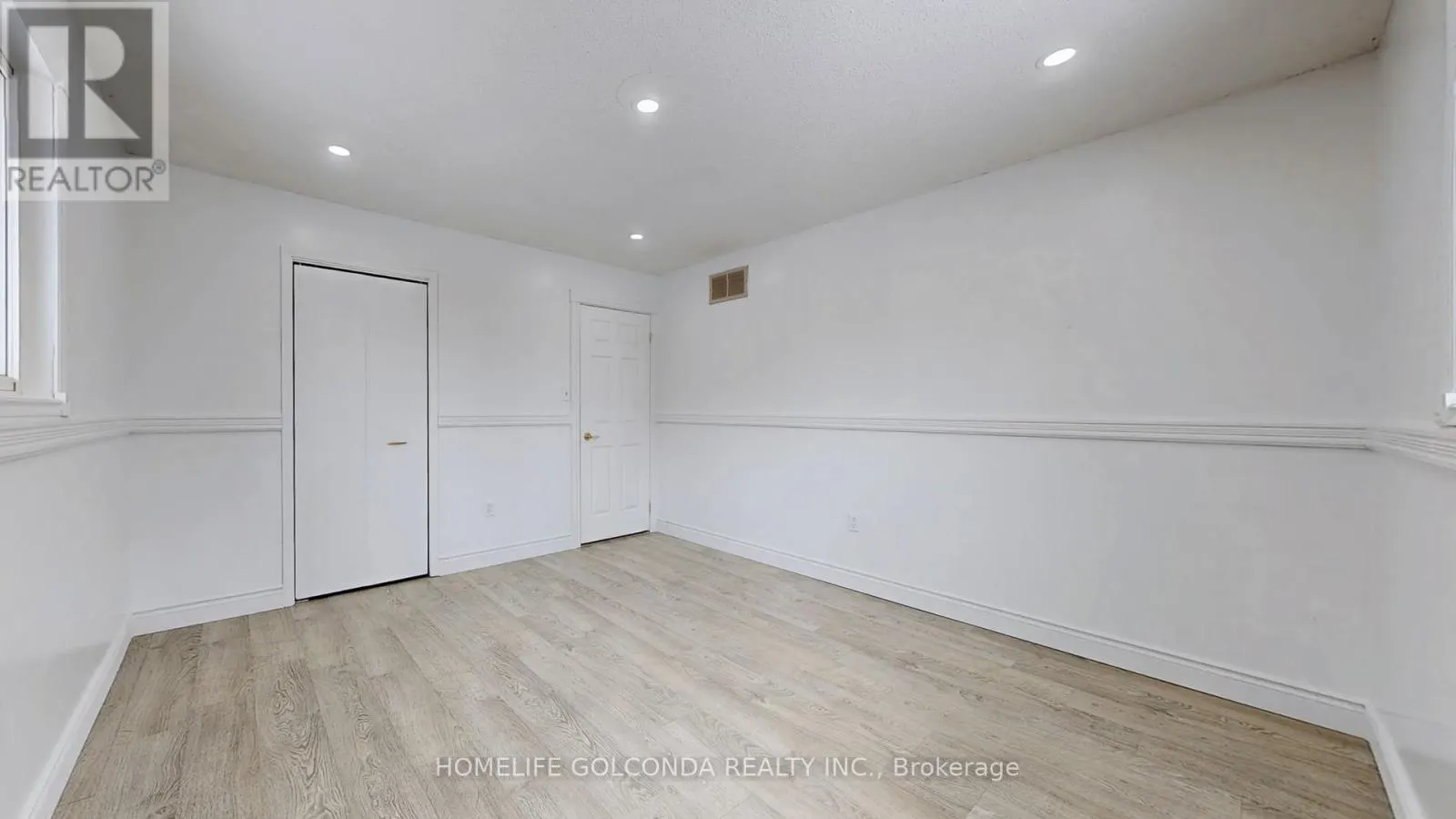 129 KERR BOULEVARD S