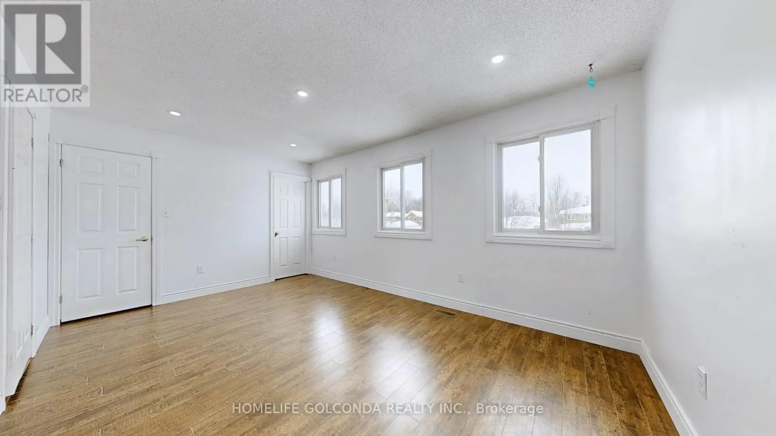 129 KERR BOULEVARD S