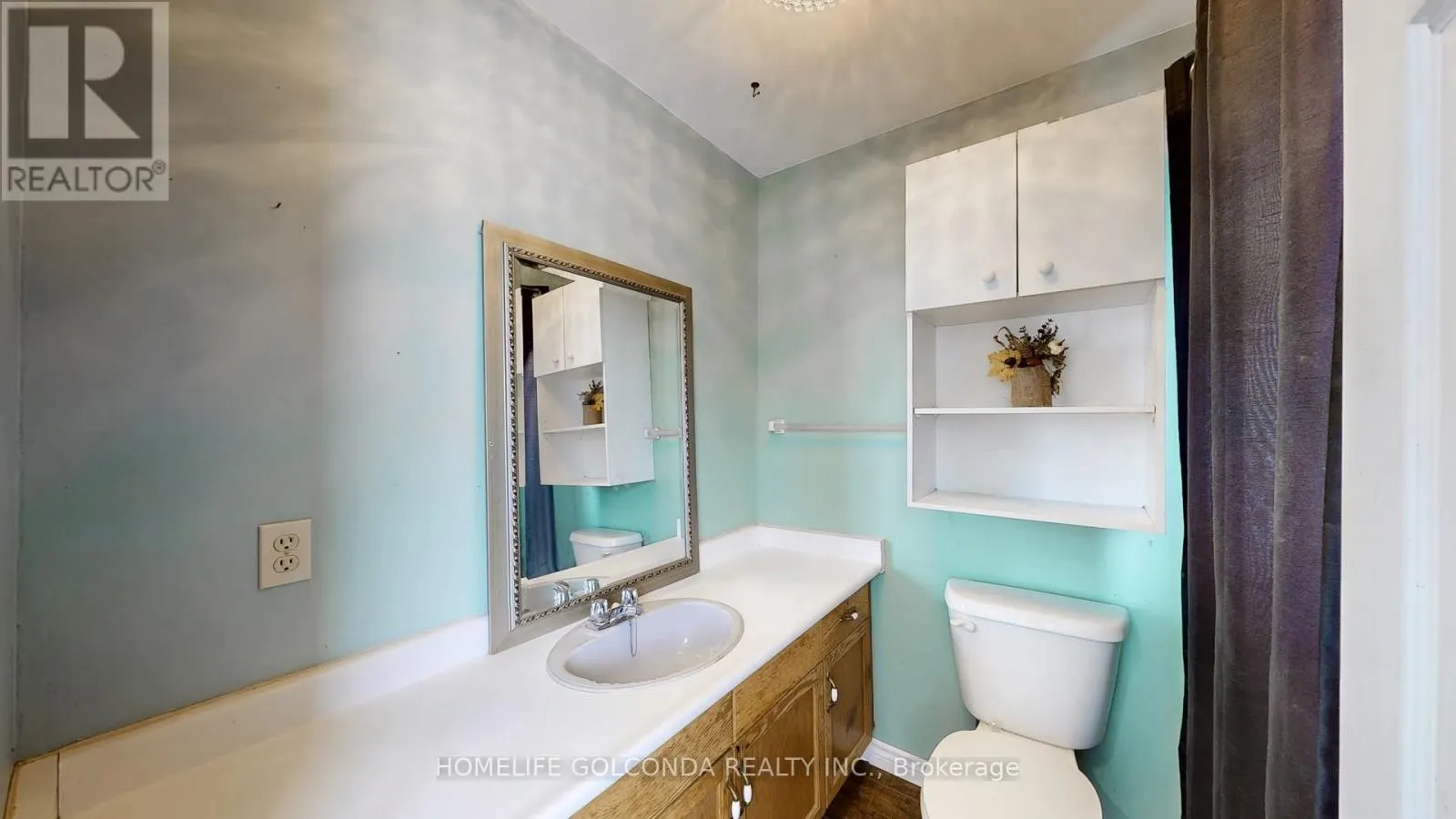 129 KERR BOULEVARD S