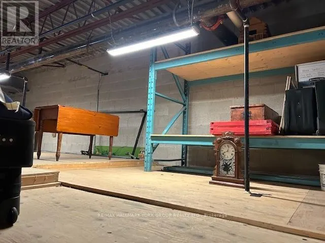 22 - 305 INDUSTRIAL PARKWAY S