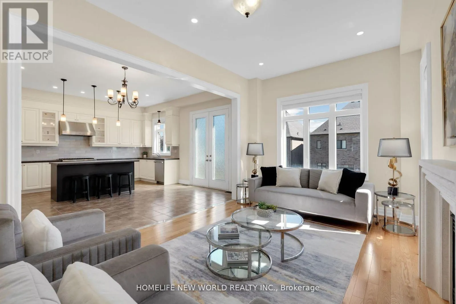 36 STRAWBRIDGE FARM DRIVE