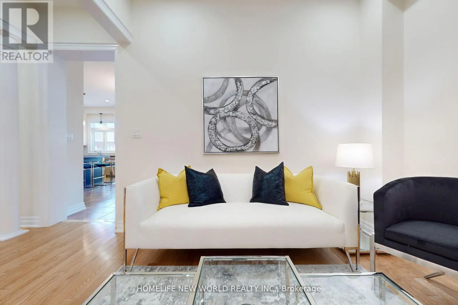 36 STRAWBRIDGE FARM DRIVE