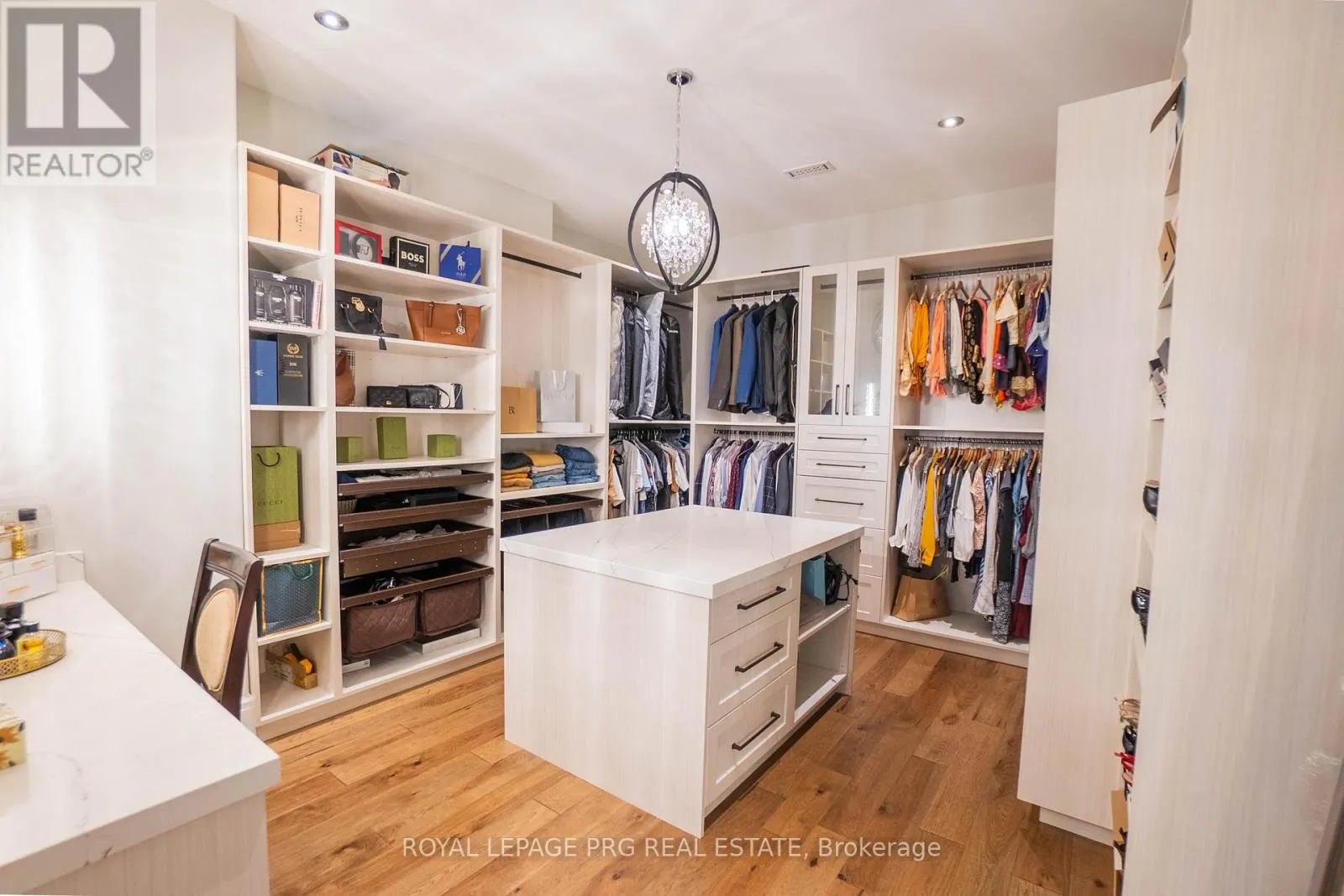 12 HOLLYWOOD CRESCENT