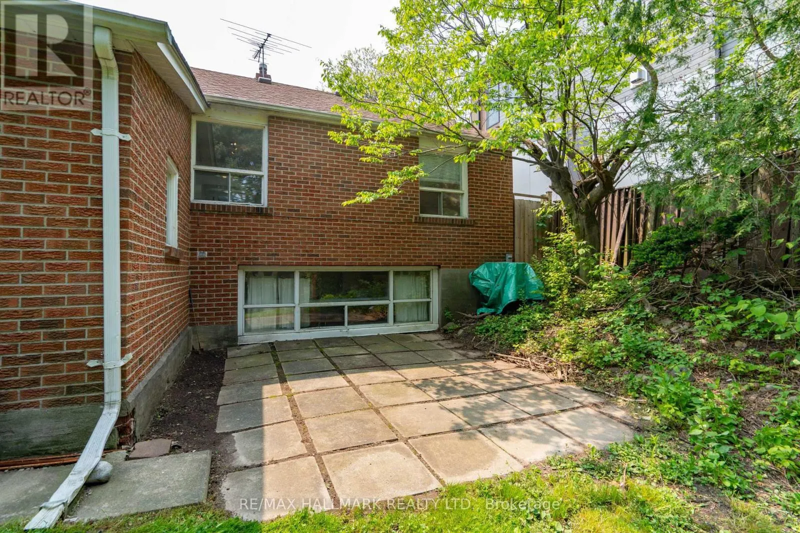 104 HIGHLAND PARK BOULEVARD