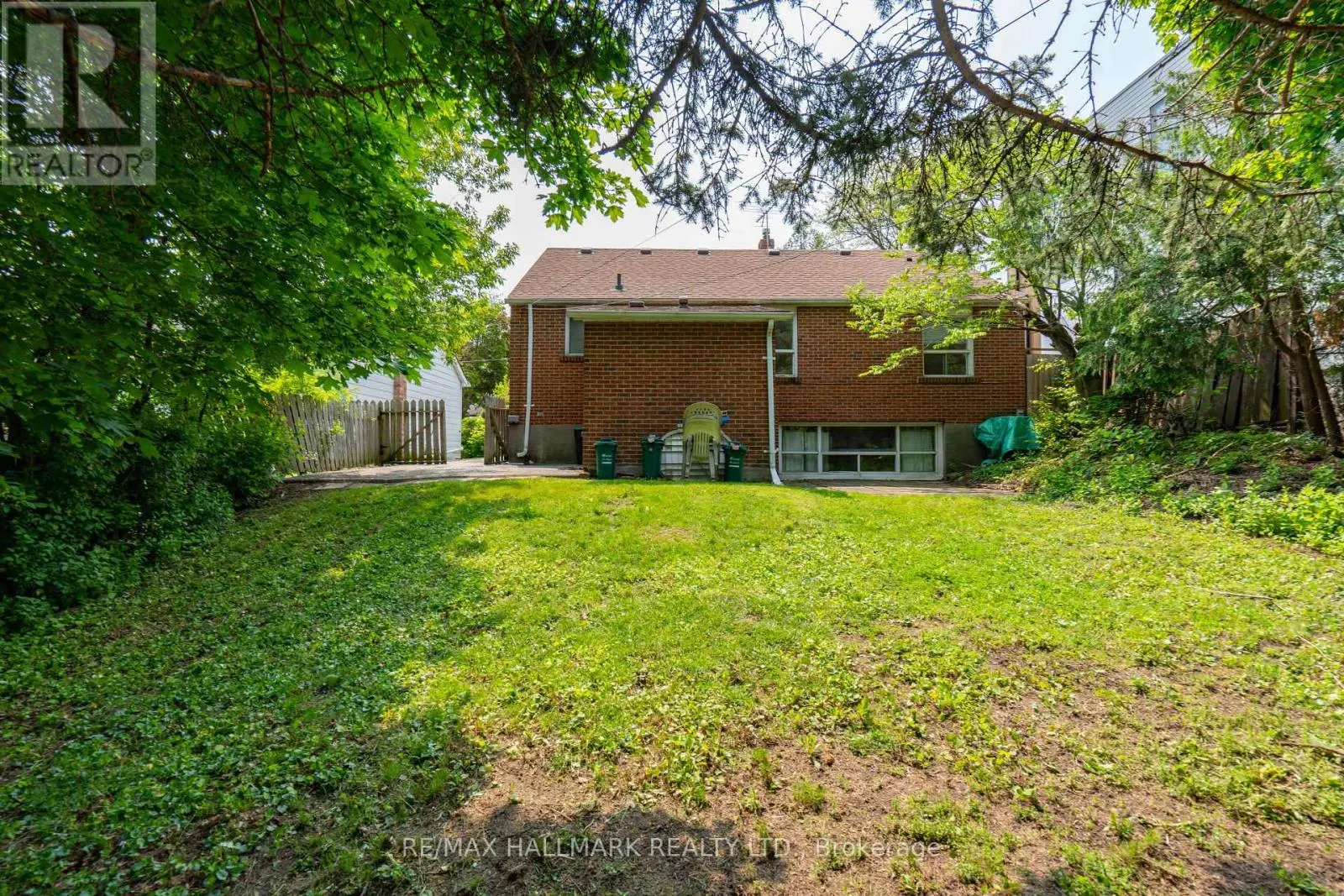 104 HIGHLAND PARK BOULEVARD