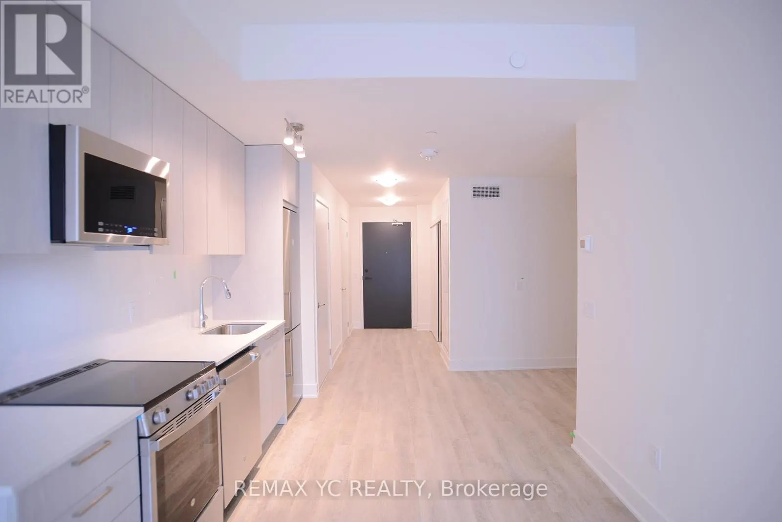 501 - 185 DEERFIELD ROAD