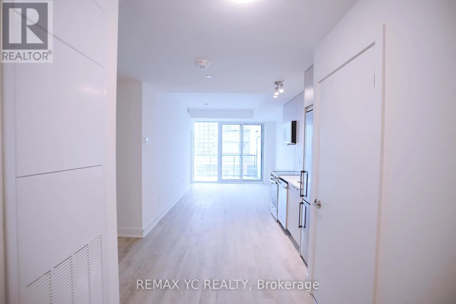 501 - 185 DEERFIELD ROAD